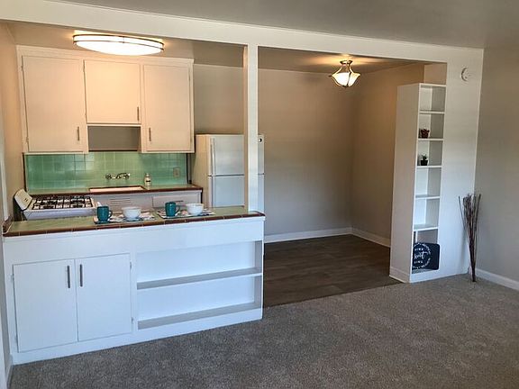 4th image of 2900 Marconi Ave APT 23