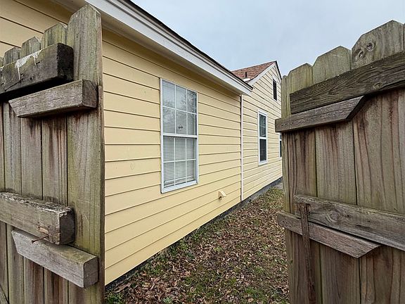 5th image of 1246 Gausco Rd