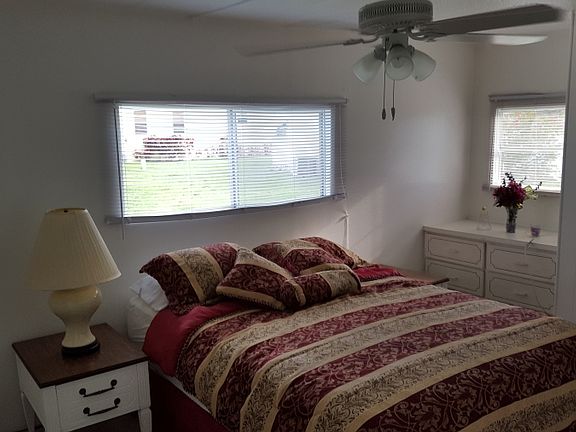4th image of 6369 S Elm Ln