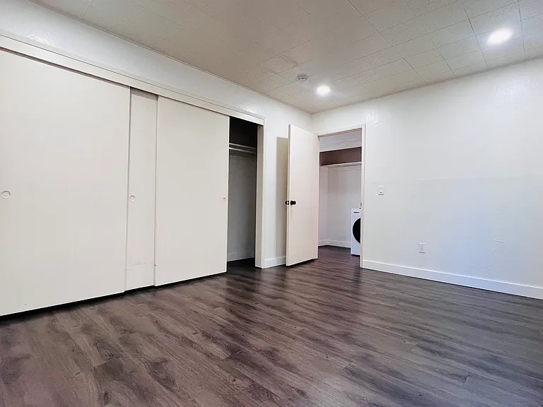 432 Redwood Ave #1B — Photo 7