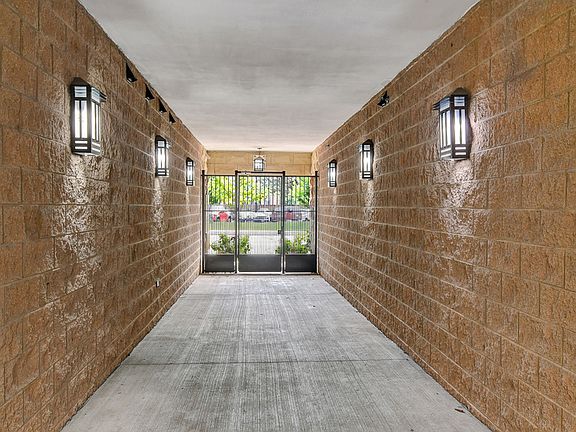 4th image of 210 N Cass Ave APT 7