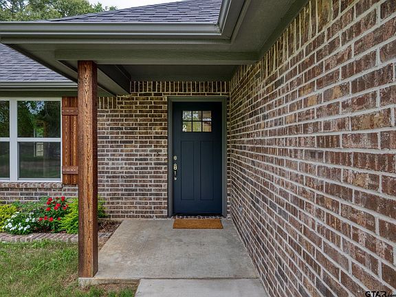 3rd image of 21317 Dean Ln