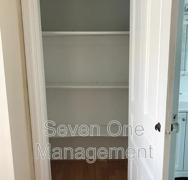 5205 Ridge Ave #B — Photo 11