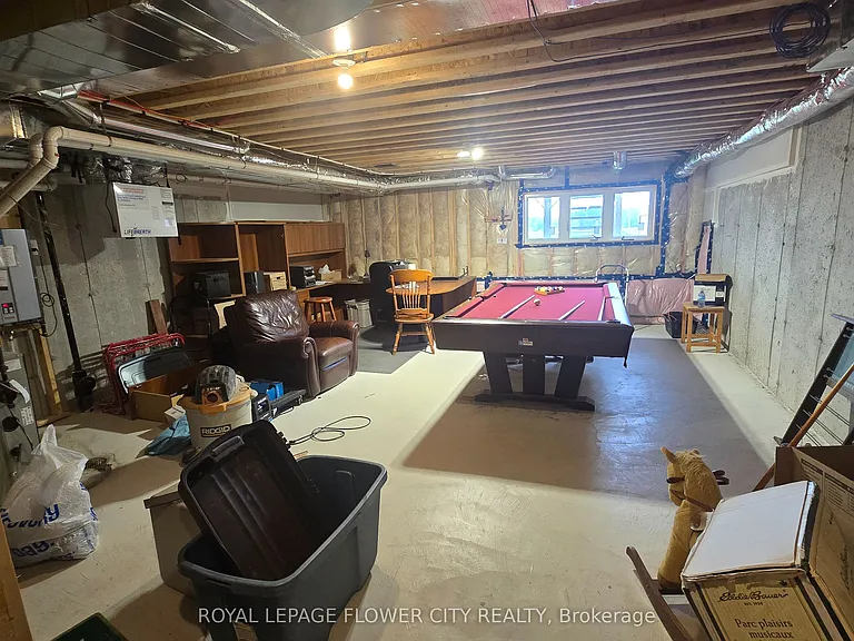 1241 Rexton Dr — Photo 18