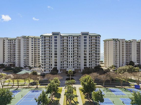 3rd image of 15300 Emerald Coast Pkwy Unit 201