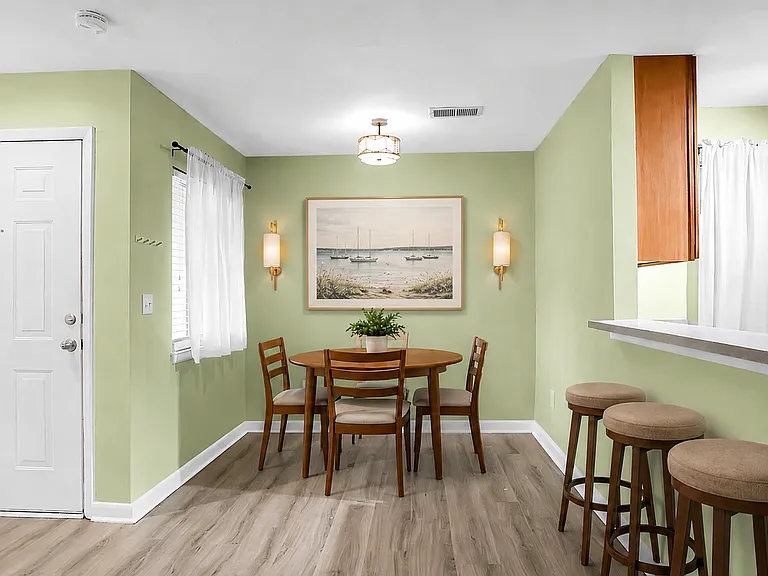 278 Alexandra Dr #2 — Photo 8