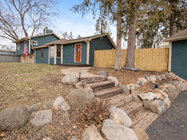 1414 W Northeast Shore Dr