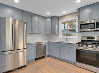 515 N Marion St #1, Oak Park, IL 60302