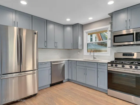 515 N Marion St #1, Oak Park, IL 60302