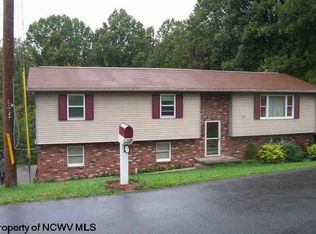 227 Mesa Dr, Bridgeport, WV 26330