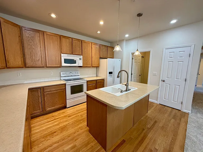 6603 W 3rd St #1620 — Photo 11