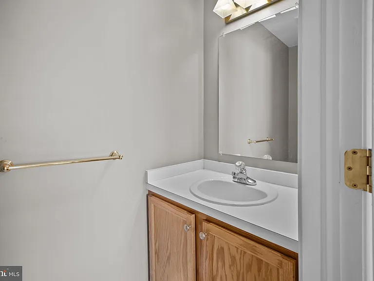 618 Songbird Ct #177 — Photo 7