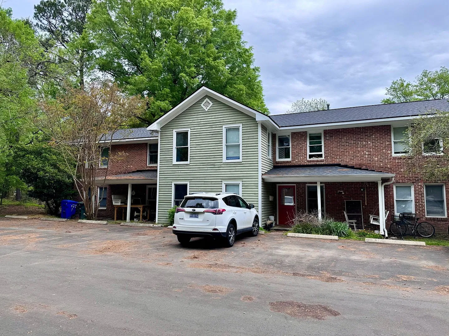 503 N. Greensboro — Photo 1