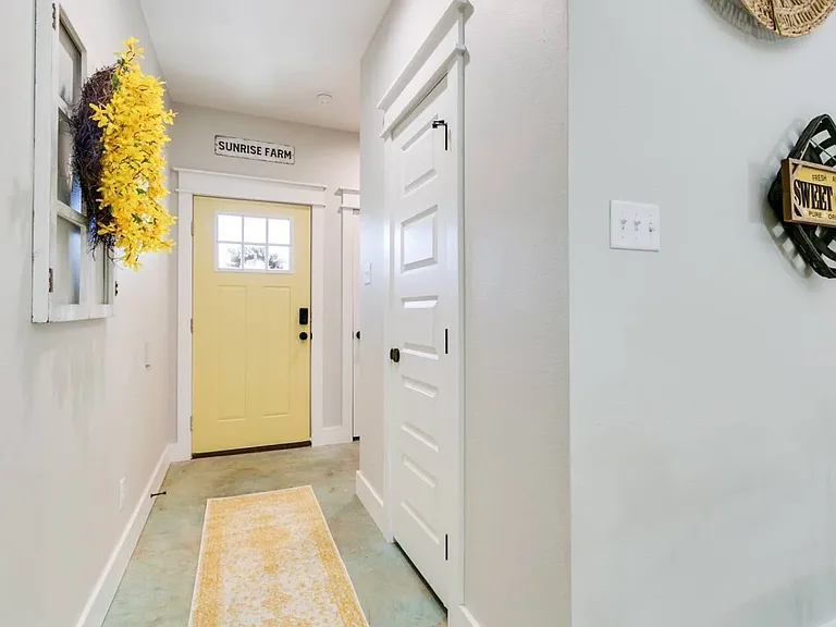 2303 W Beauregard Ave #B — Photo 34