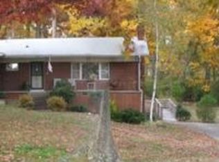 103 Lawrence Ln, Oak Ridge, TN 37830