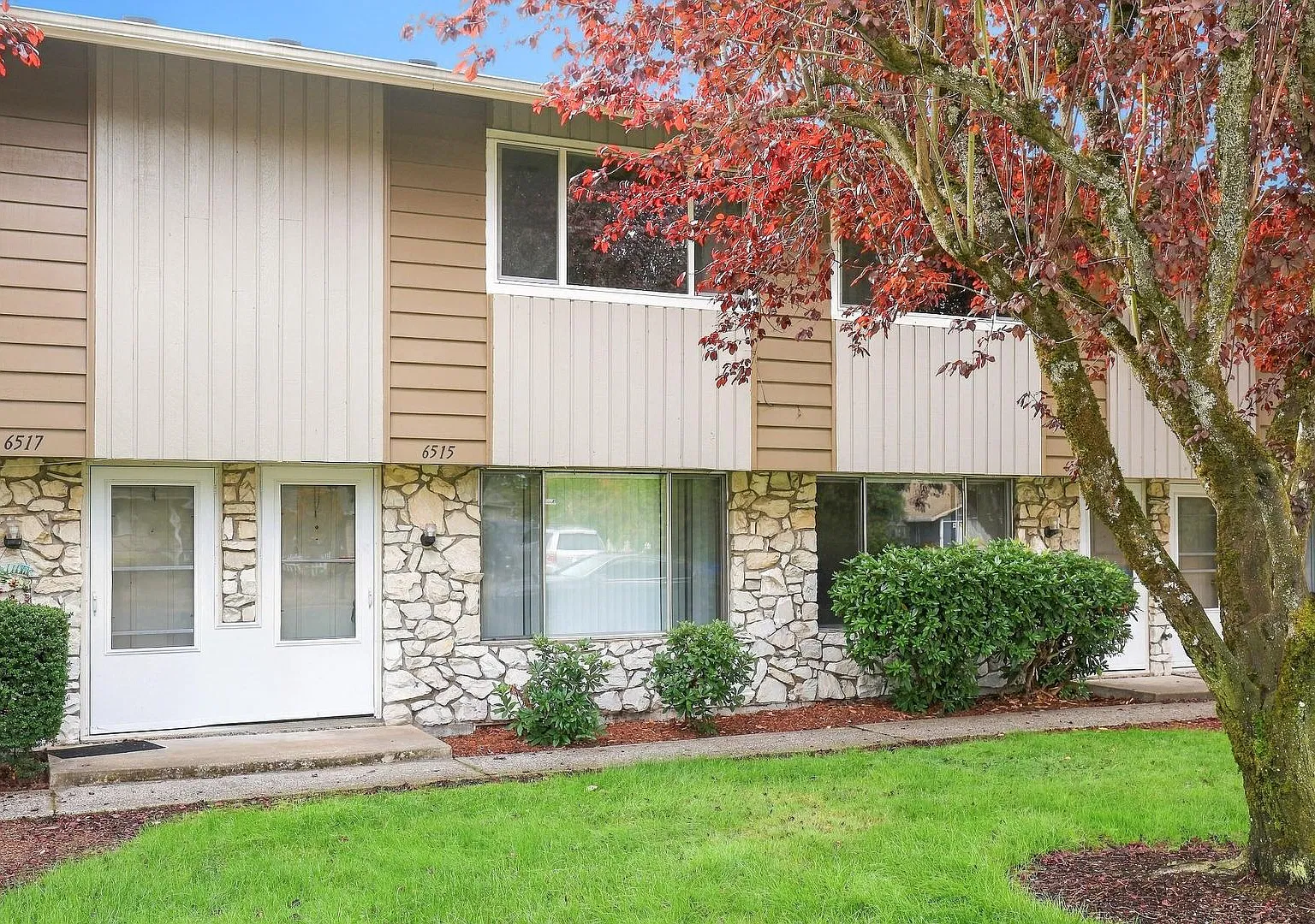 Park Hills Apartments — Photo 1