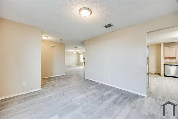 1525 Jasper Dr — Photo 18