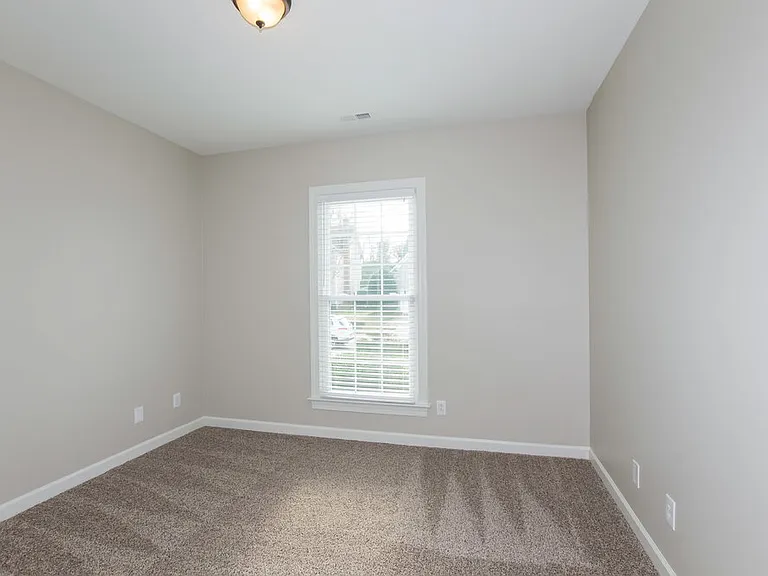9424 Arborview Ct — Photo 10