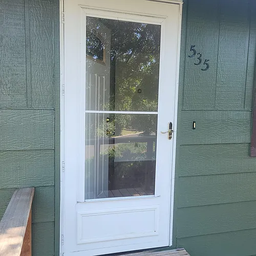 533 Doty St Photo 1