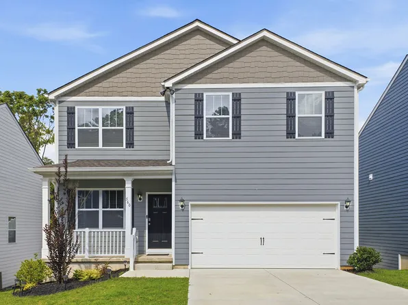 560 Country Oak Dr, Asheville, NC 28804