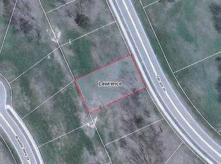 137 N Fall Creek Dr, Lawrence, KS 66049