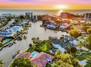 350 Bow Line Bnd, Naples, FL 34103