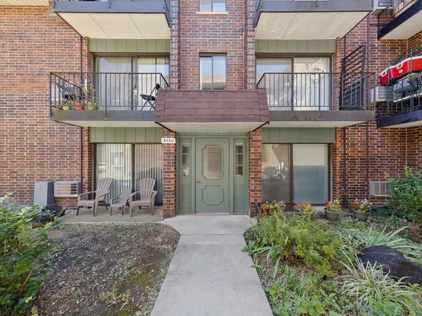 4946 Douglas Rd APT 301, Downers Grove, IL 60515