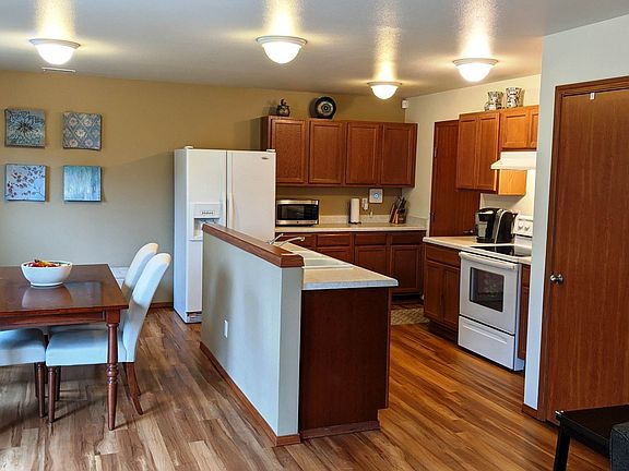 2nd image of 5124 Monarch Blvd