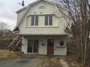 87 Pleasant St, Littleton, NH 03561