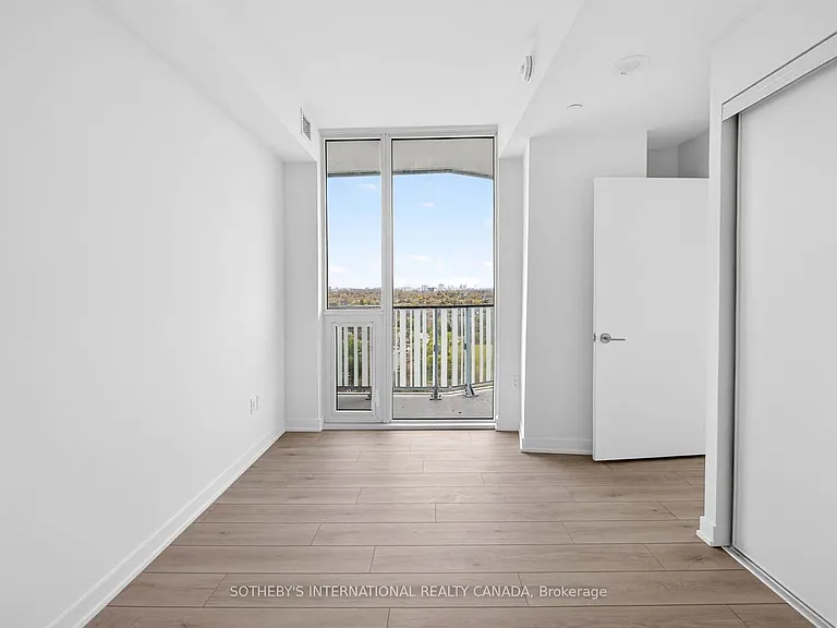 1 Fairview Rd E #3203 — Photo 8