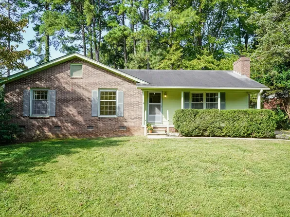 4711 Lakemont Dr, Raleigh, NC 27609