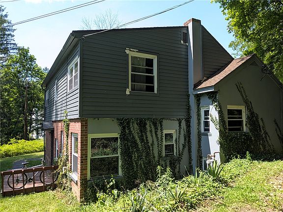 4th image of 801-807 Triphammer Rd