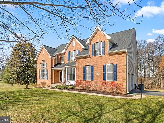 2nd image of 3321 Velvet Valley Dr