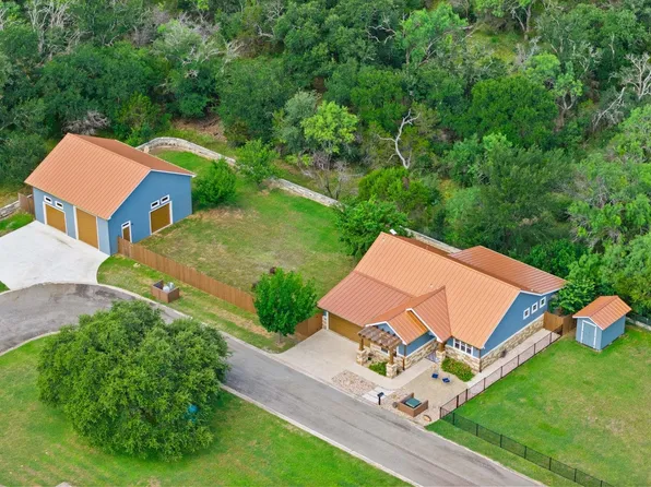 107 Kandi Ln, Sunrise Beach, TX 78643