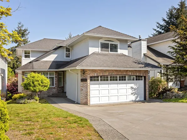 1252 Gateway Pl, Pt Coquitlam, BC V3C 5X4