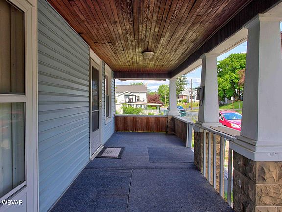 5th image of 2020 Whitford Ave