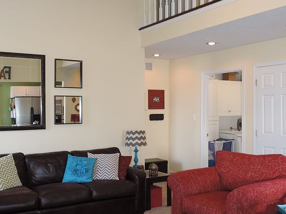 2nd image of 604 Shannon Dr