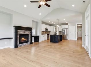 3412 Raintree Cir, Suffolk, VA 23435