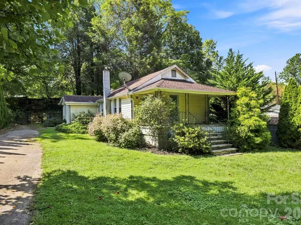 221 N Fork Rd, Black Mountain, NC 28711