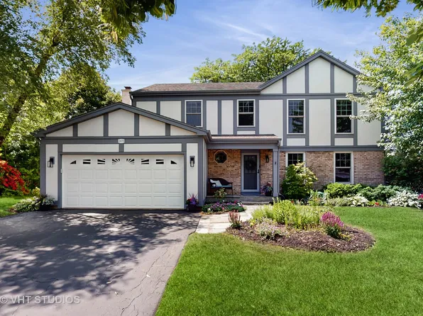 2478 Lawson Blvd, Gurnee, IL 60031