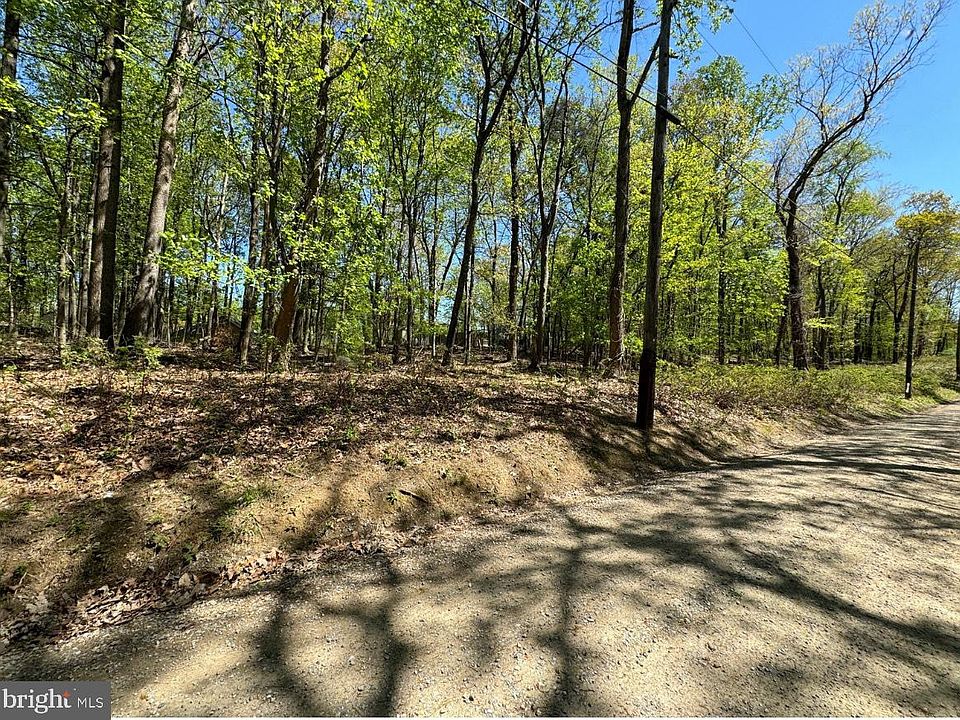 1st image of 92 Honeysuckle Ln