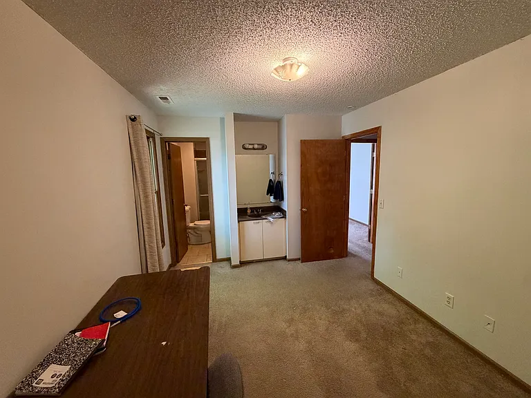 611 Maine St — Photo 7