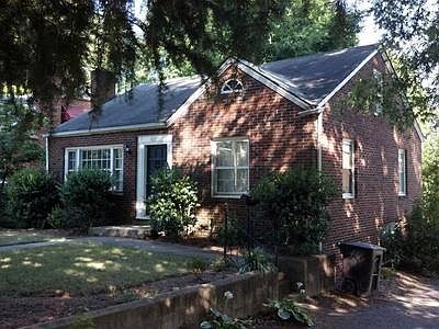2nd image of 652 Davie Ave