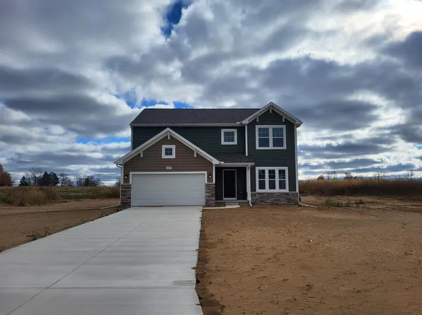 9470 Snow Valley Dr SE, Alto, MI 49302