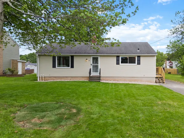 29 Carson Avenue, Wethersfield, CT 06109