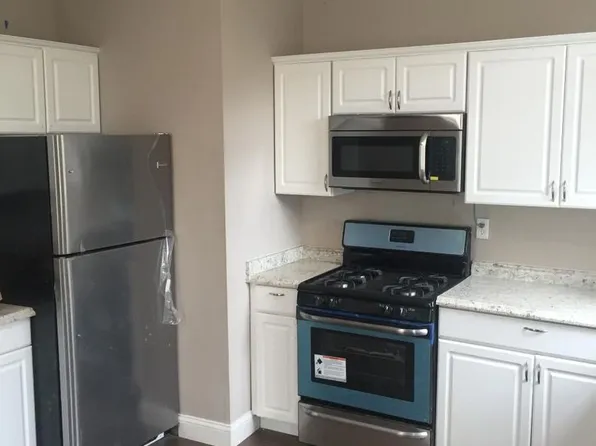 5114 Silver St, Cincinnati, OH 45212