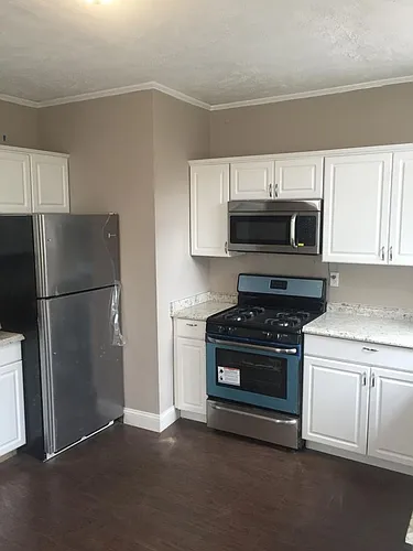 5114 Silver St Photo 1