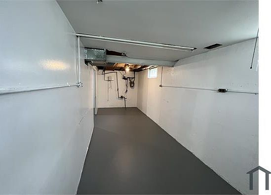 3rd image of 17545 Asbury Park