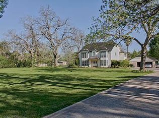 5206 Manor Dr, Sugar Land, TX 77479