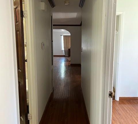 3rd image of 1059 Gipson St